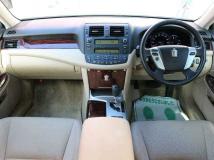 2010 Toyota Crown Royal Series