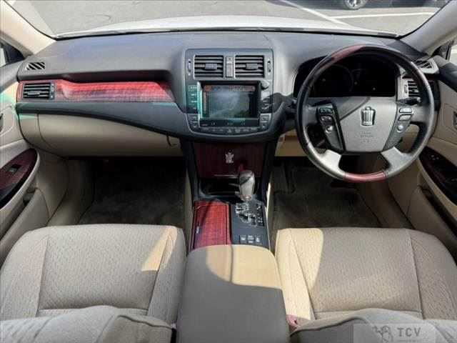 2008 Toyota Crown