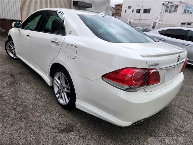 2011 Toyota Crown Athlete Series