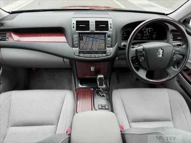 2008 Toyota Crown