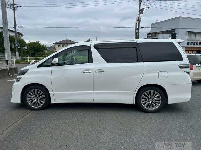 2012 Toyota Vellfire