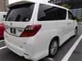 2014 Toyota Alphard