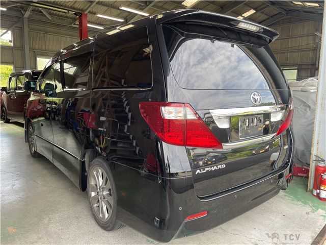2011 Toyota Alphard