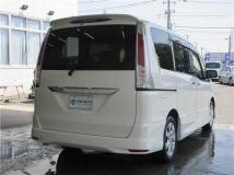 2012 Nissan Serena