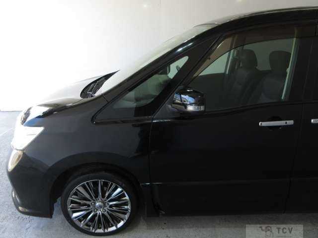 2011 Nissan Serena