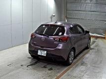 2016 Mazda Demio