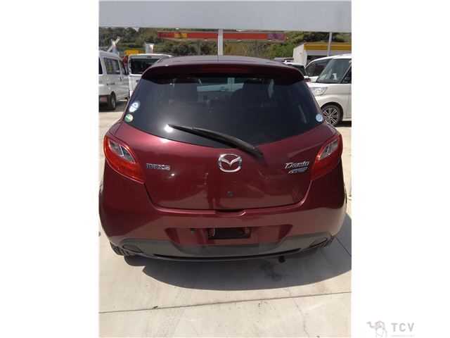 2012 Mazda Demio