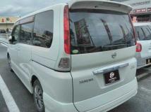 2009 Nissan Serena