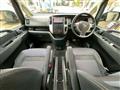 2008 Nissan Serena