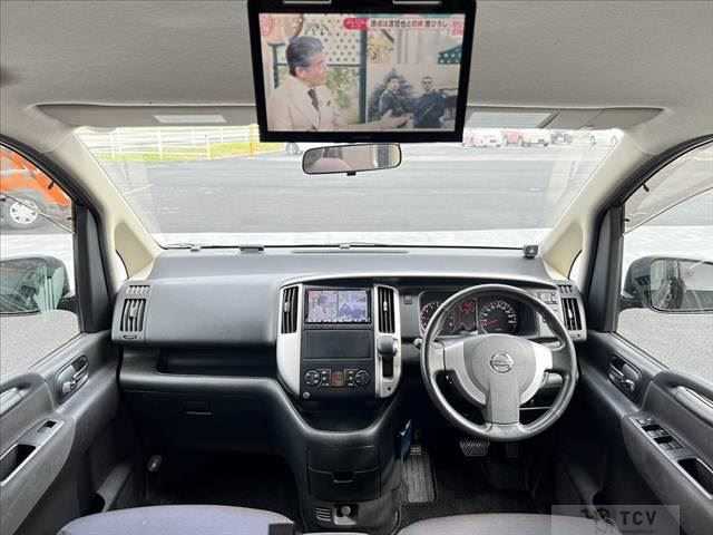 2009 Nissan Serena