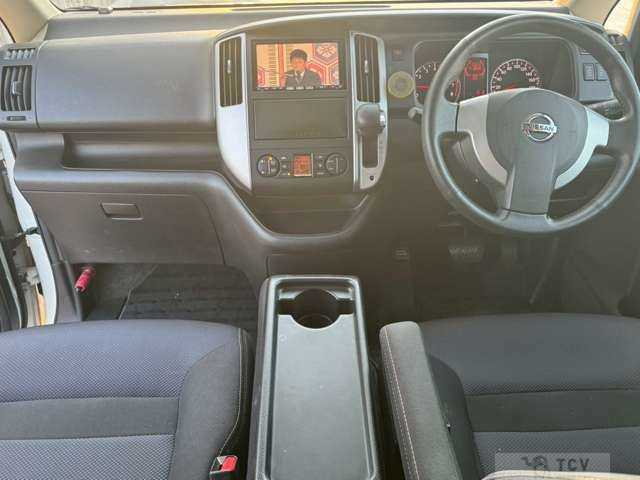 2010 Nissan Serena