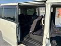 2009 Nissan Serena