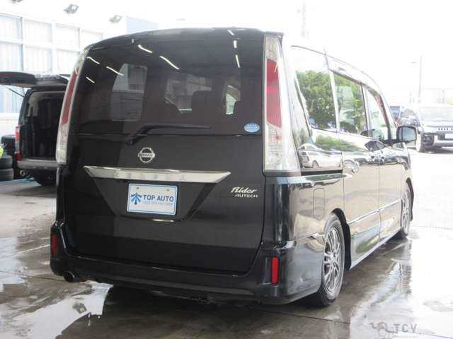 2011 Nissan Serena