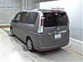 2011 Nissan Serena