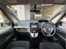 2011 Nissan Serena