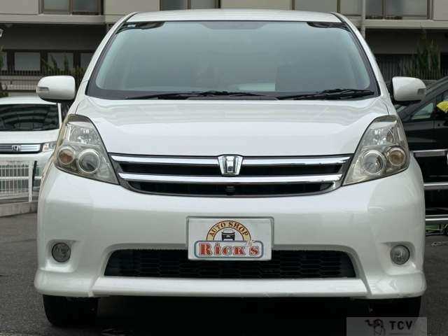 2009 Toyota Isis