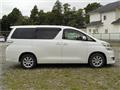 2012 Toyota Vellfire