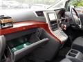 2011 Toyota Alphard