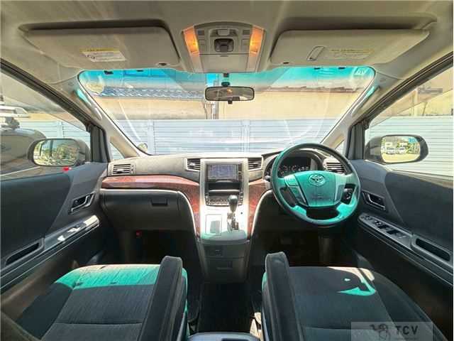 2013 Toyota Vellfire