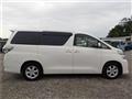 2013 Toyota Vellfire