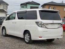 2013 Toyota Vellfire