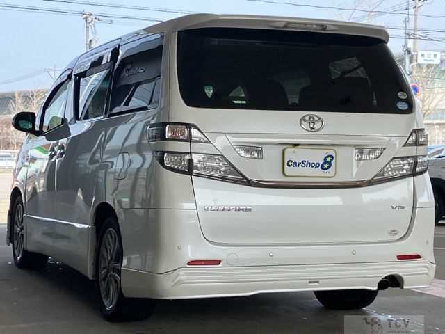 2010 Toyota Vellfire