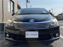 2011 Toyota Mark X Zio
