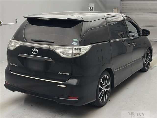 2015 Toyota Estima