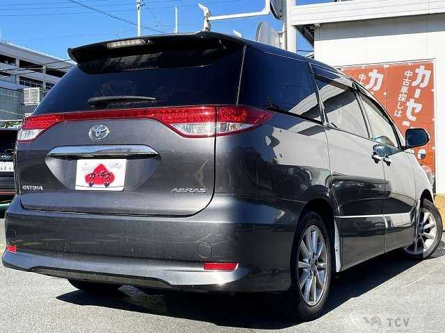 2011 Toyota Estima