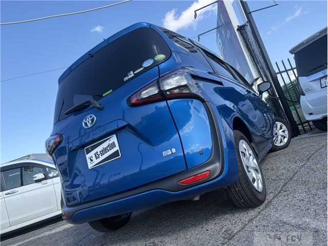 2015 Toyota Sienta