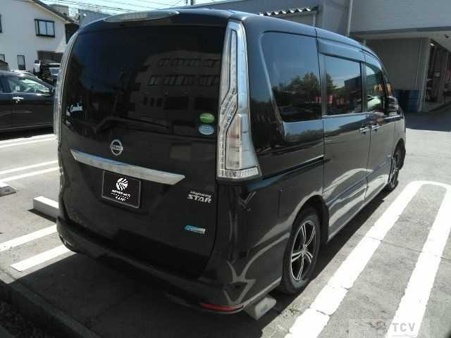 2015 Nissan Serena