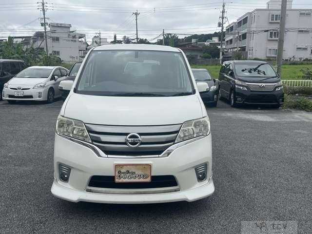 2013 Nissan Serena