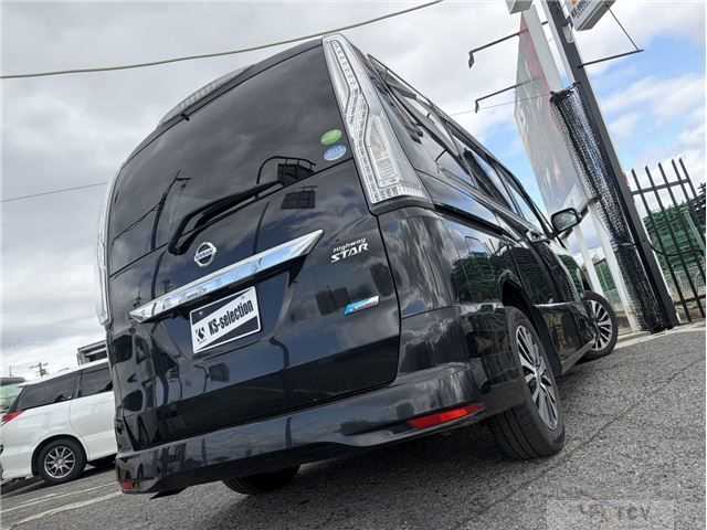 2015 Nissan Serena