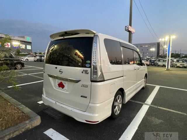 2012 Nissan Serena