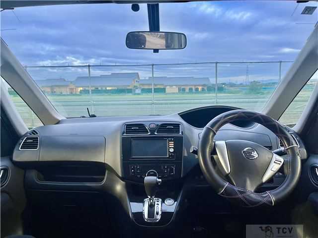 2013 Nissan Serena