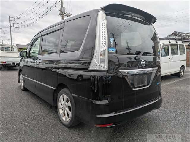 2013 Nissan Serena