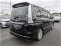 2013 Nissan Serena