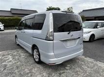 2013 Nissan Serena