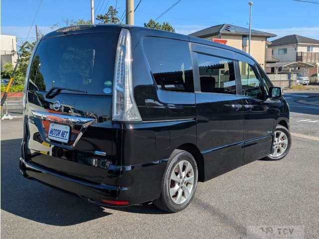 2013 Nissan Serena