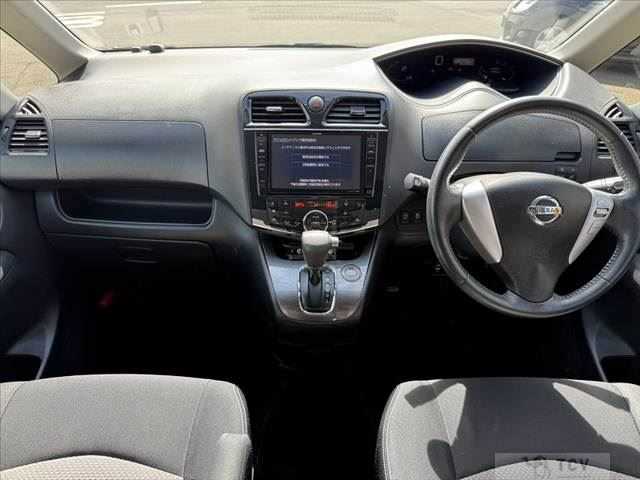 2013 Nissan Serena