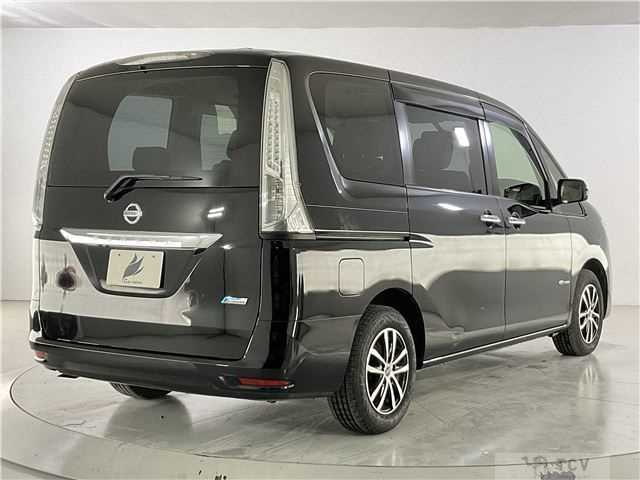 2013 Nissan Serena
