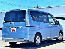 2013 Nissan Serena