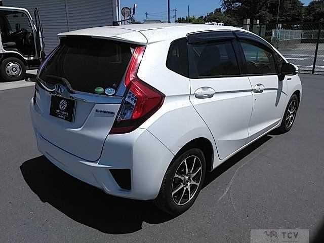 2013 Honda Fit Hybrid