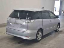 2011 Toyota Estima Hybrid