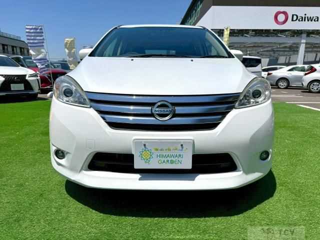 2015 Nissan Lafesta