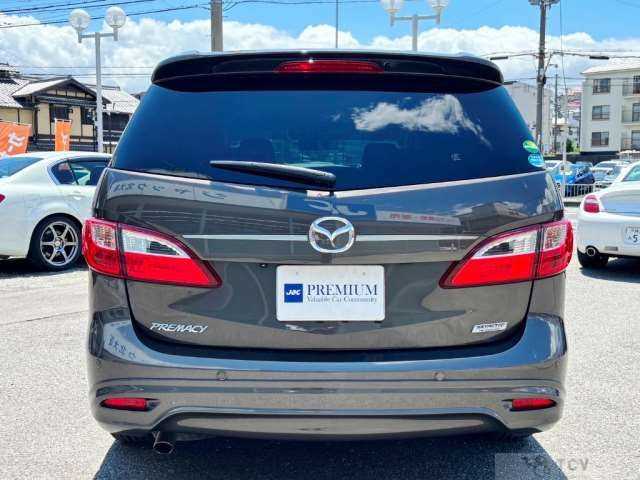 2016 Mazda Premacy