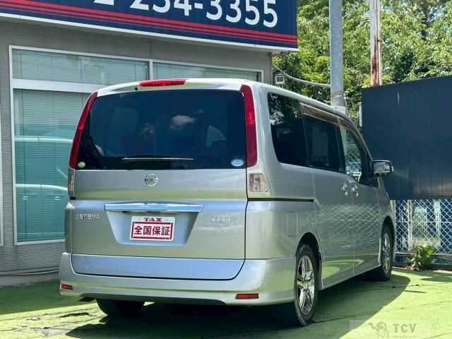 2010 Nissan Serena