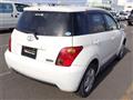 2004 Toyota IST