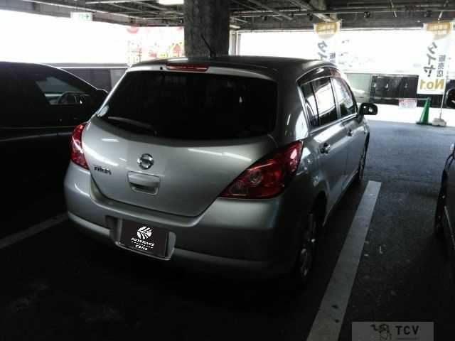 2005 Nissan Tiida