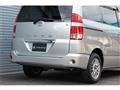 2004 Toyota Noah